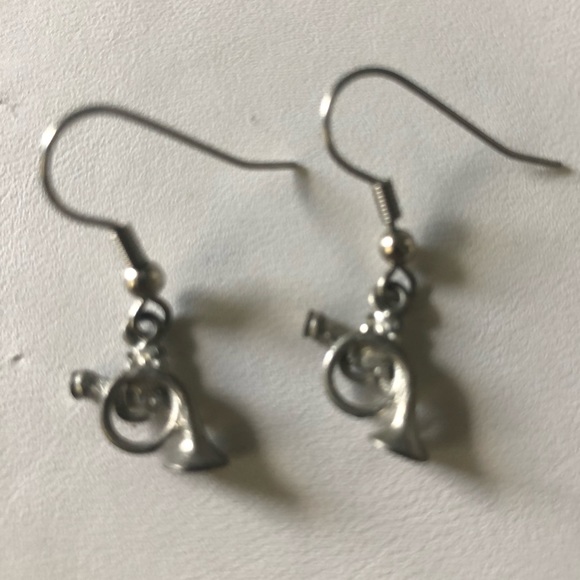 French horn earrings - Picture 2 of 6